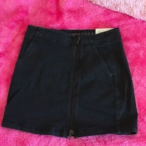 American Eagle Zipper skirt